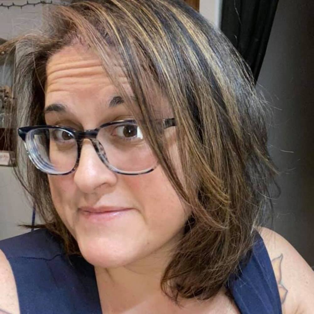 Meet your Posher, Liz